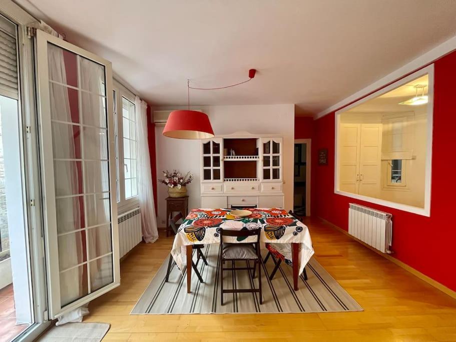 Acogedor Apartamento En サラゴサ エクステリア 写真
